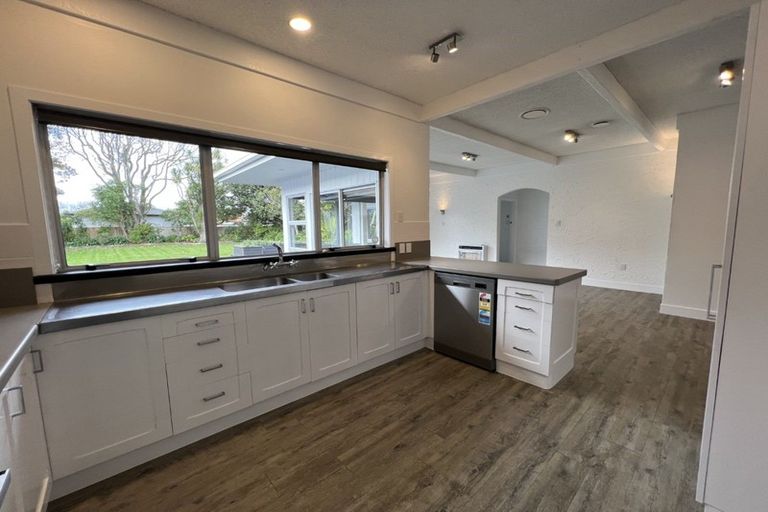 Photo of property in 10 Karina Terrace, Roslyn, Palmerston North, 4414