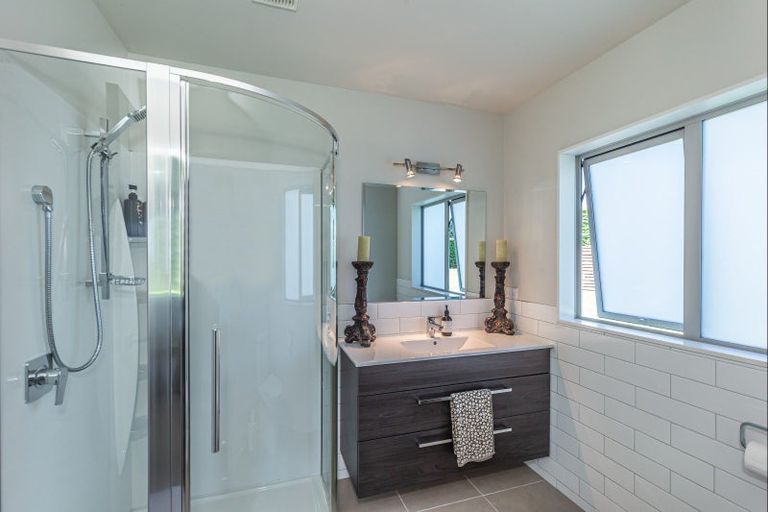 Photo of property in 56 Gladstone Road, Levin, 5571