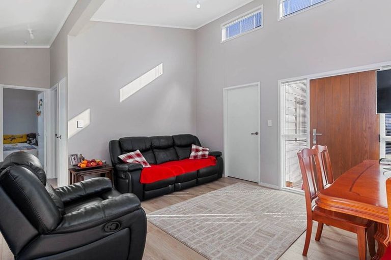 Photo of property in 37a Compton Street, Hillcrest, Auckland, 0627