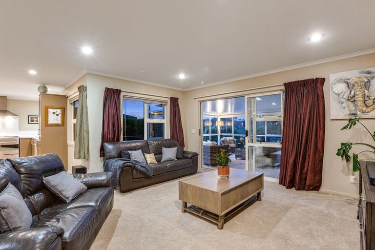 Photo of property in 3 Catlins Glen, Aotea, Porirua, 5024