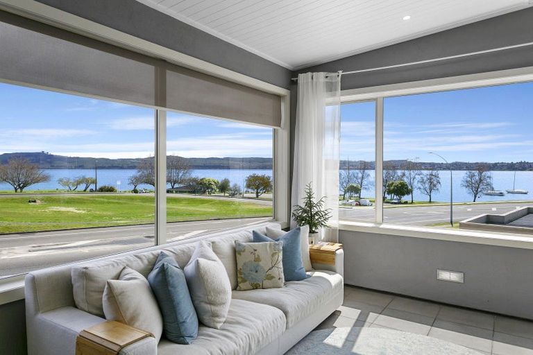 Photo of property in 382 Lake Terrace, Two Mile Bay, Taupo, 3330