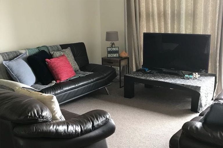 Photo of property in 9 Lemon Tree Lane, Flat Bush, Auckland, 2019