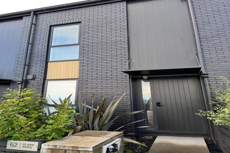 Photo of property in 62 Clark Road, Hobsonville, Auckland, 0616
