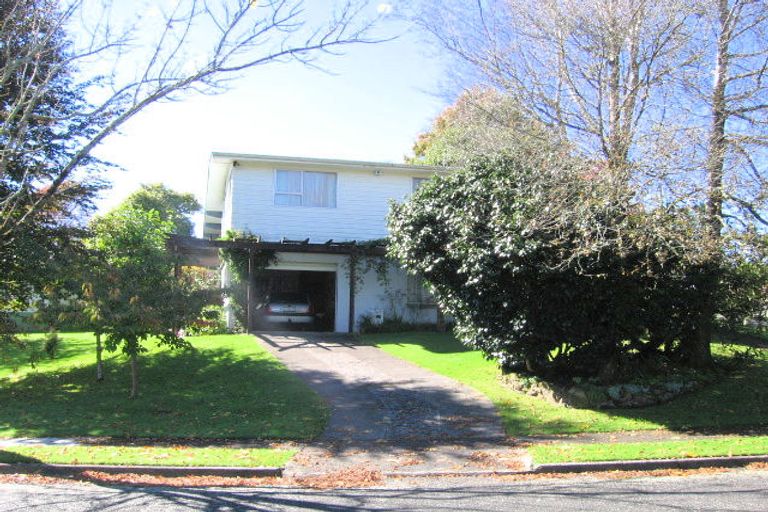 Photo of property in 27 Kupe Place, Tokoroa, 3420