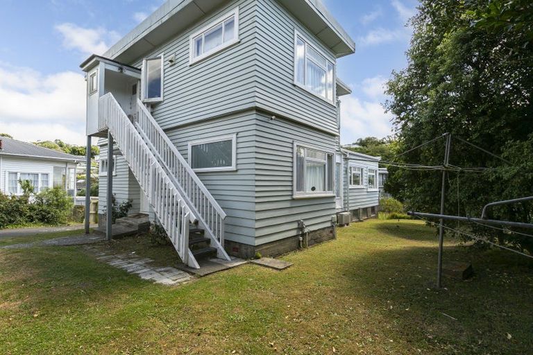 Photo of property in 199u1 Newlands Road, Newlands, Wellington, 6037