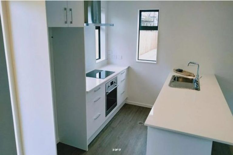 Photo of property in 4b Wattle Road, Sunnyvale, Auckland, 0612