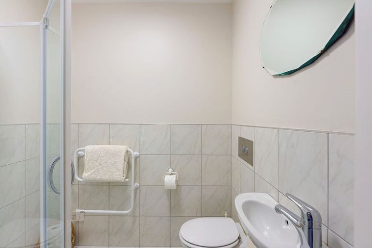 Photo of property in 9a Karaka Grove, Waikanae, 5036