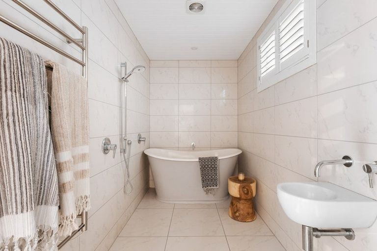 Photo of property in 36 Te Ngaio Road, Mount Maunganui, 3116