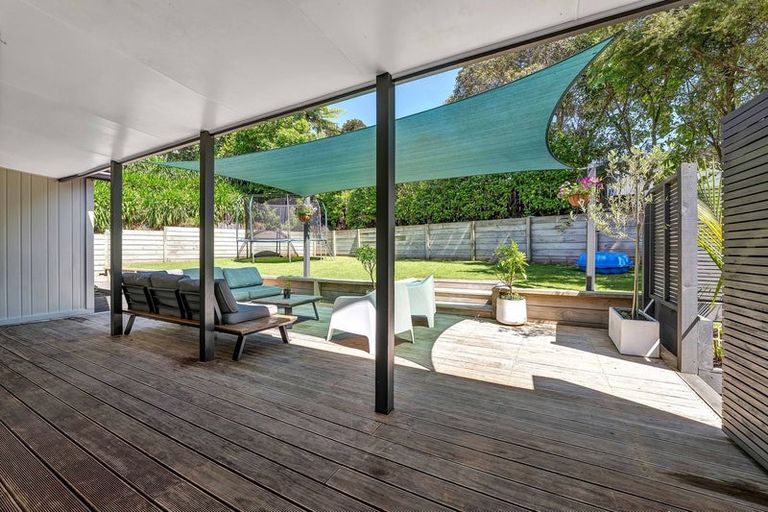 Photo of property in 28a Riversdale Drive, Merrilands, New Plymouth, 4312