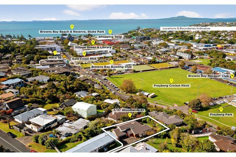 Photo of property in 2/37 Woodlands Crescent, Browns Bay, Auckland, 0630
