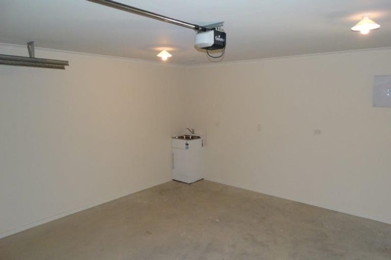 Photo of property in 19u3 Abbotsford Street, Whitiora, Hamilton, 3200