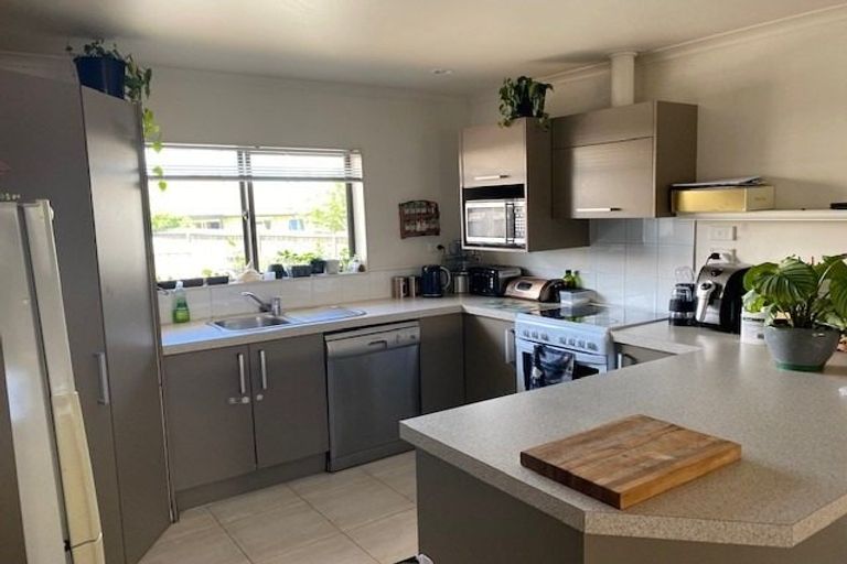 Photo of property in 14 Charlise Place, Onerahi, Whangarei, 0110