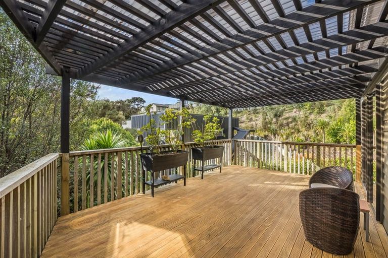 Photo of property in 122 Navigation Drive, Whitby, Porirua, 5024