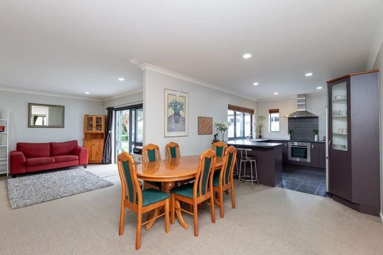 Photo of property in 20 Ravenscourt Place, Huntington, Hamilton, 3210