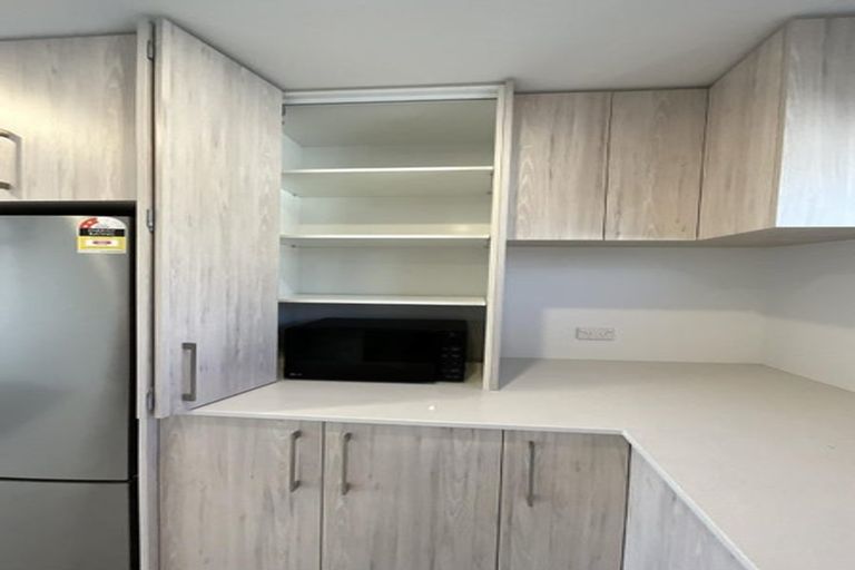 Photo of property in 231u3 Marine Parade, Seatoun, Wellington, 6022