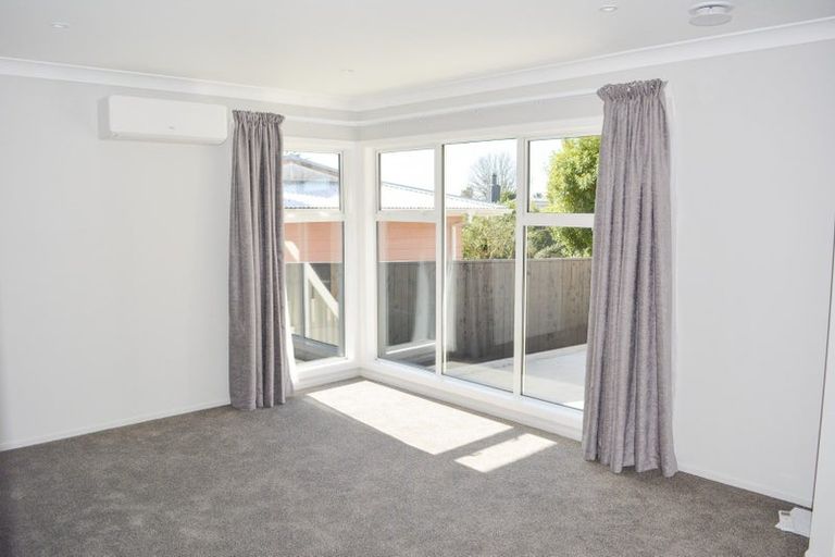 Photo of property in 40e Kervil Avenue, Te Atatu Peninsula, Auckland, 0610