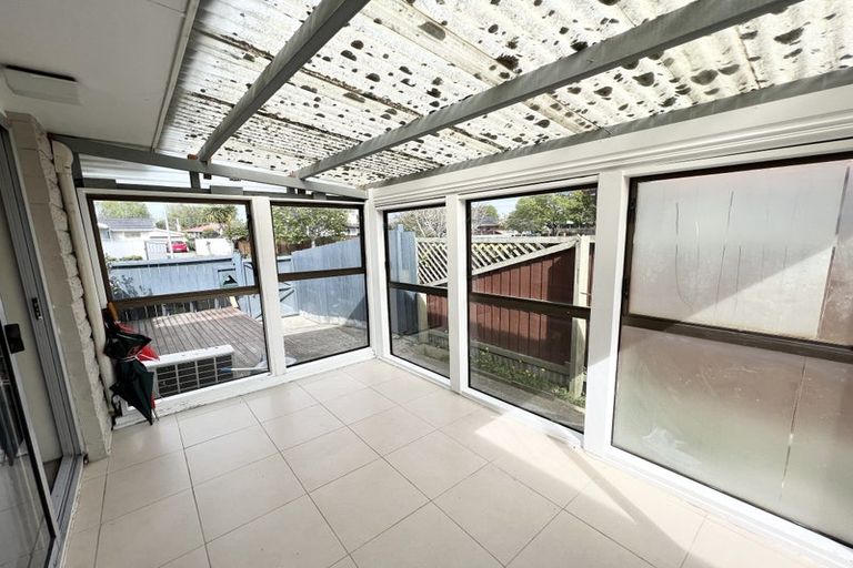 Photo of property in 16 Ansonby Street, Russley, Christchurch, 8042