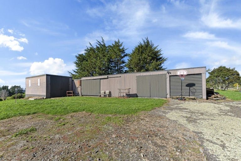 Photo of property in 1382 Carrington Road, Hurworth, New Plymouth, 4371