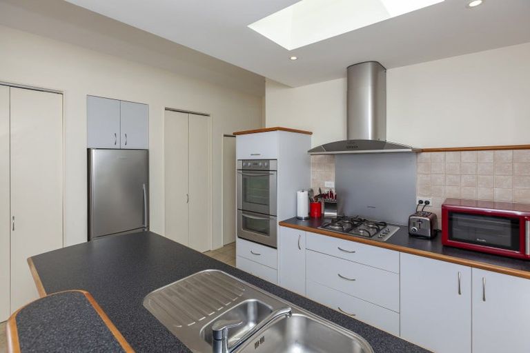 Photo of property in 13/1 Marine Parade, Paraparaumu Beach, Paraparaumu, 5032