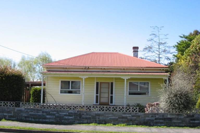 Photo of property in 25 Bell Street, Marton, 4710