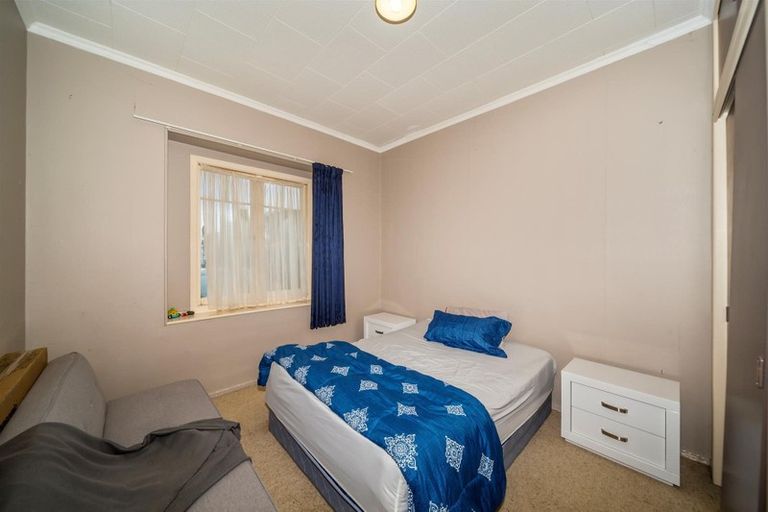 Photo of property in 10 Morrissey Street, Hawera, 4610