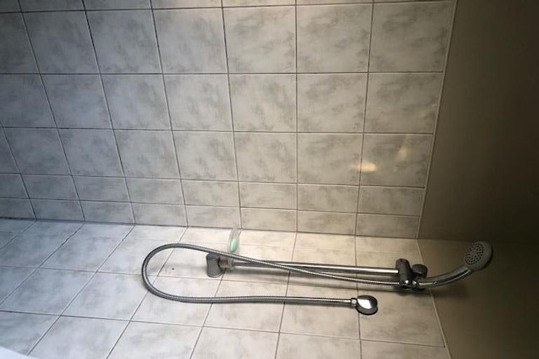 Photo of property in 45 Rosario Crescent, Red Beach, 0932