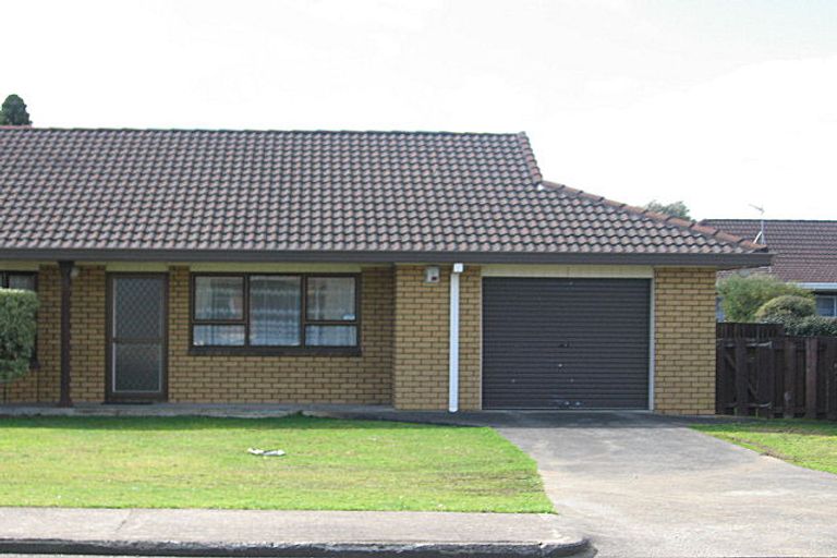 Photo of property in 2/37 Prictor Street, Papakura, 2110