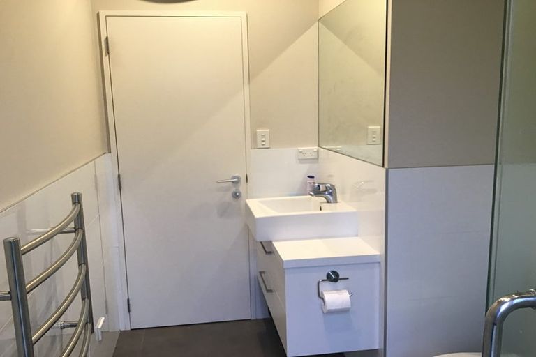 Photo of property in 17b Burdale Street, Riccarton, Christchurch, 8011