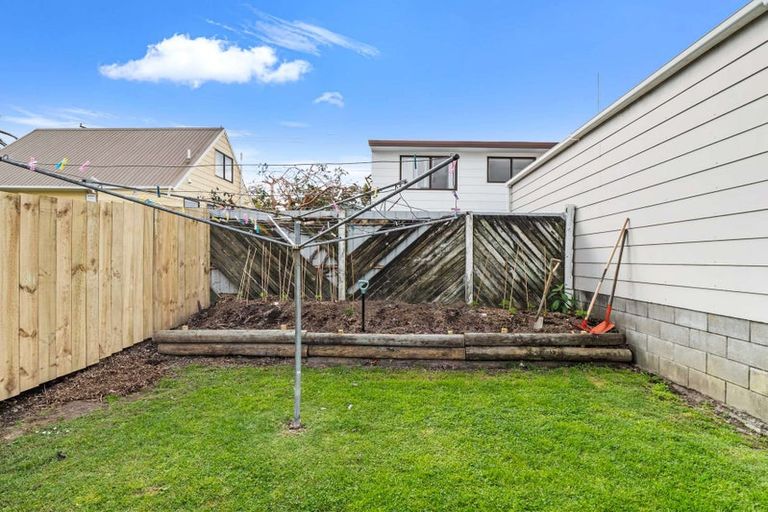 Photo of property in 203b Waitaha Road, Welcome Bay, Tauranga, 3112