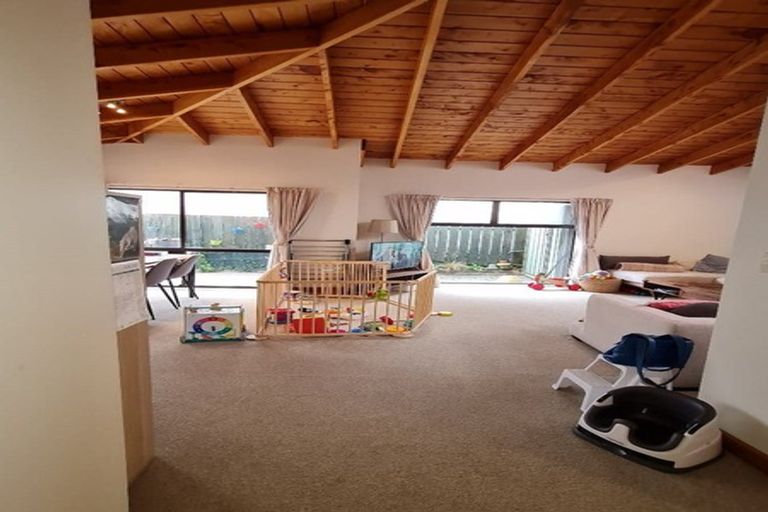 Photo of property in 20f1 Rotoiti Street, Johnsonville, Wellington, 6037