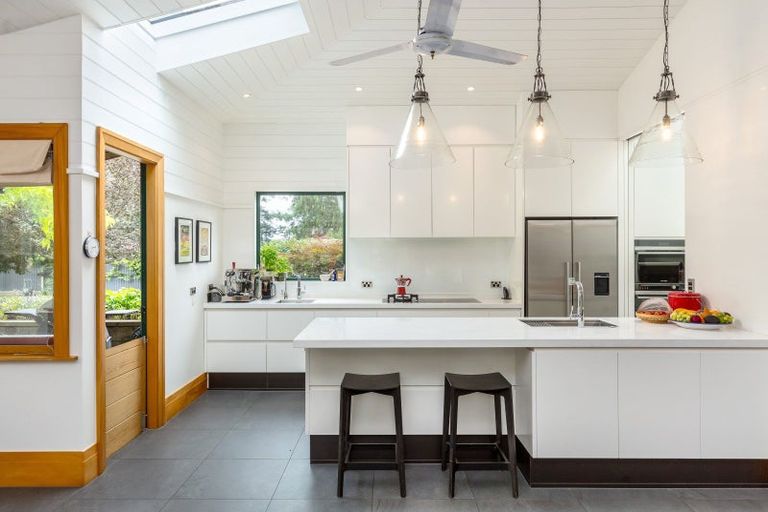Photo of property in 42 Kuratawhiti Street, Greytown, 5712