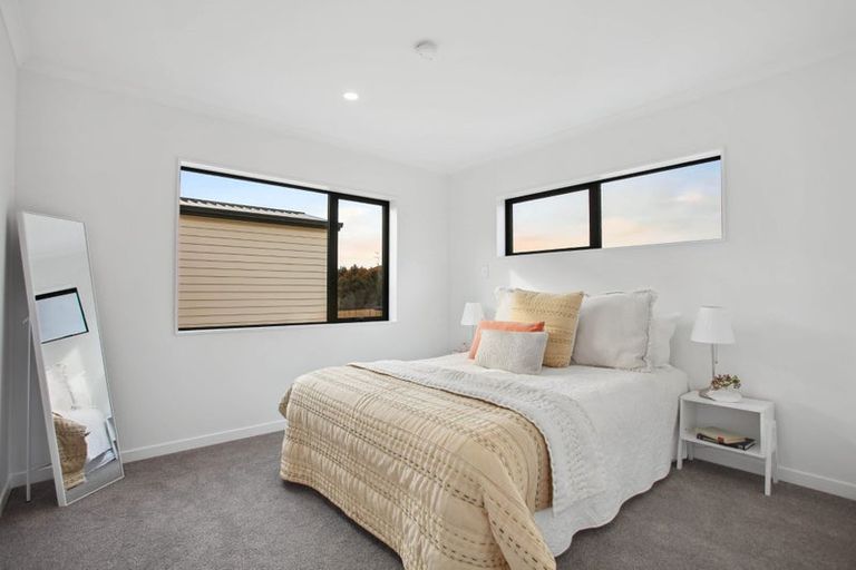 Photo of property in 12 Kurnell Drive, Botany Downs, Auckland, 2010
