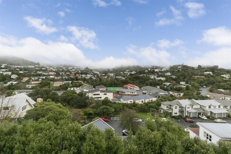 Photo of property in 14f1 Astor Street, Karori, Wellington, 6012