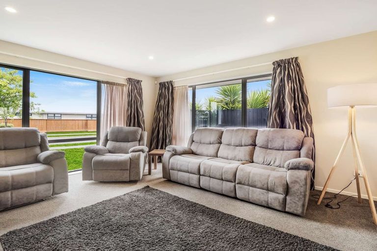 Photo of property in 56 Quartz Drive, Rolleston, 7614