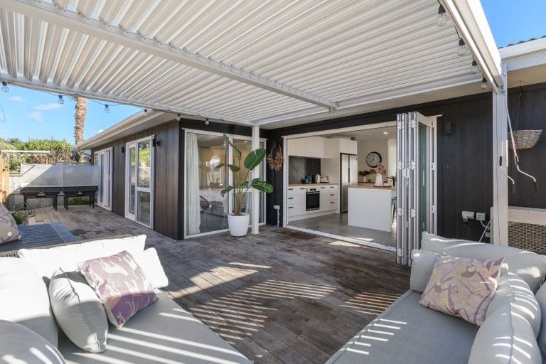 Photo of property in 20 Goods Road, Otumoetai, Tauranga, 3110