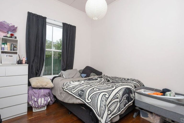 Photo of property in 30 Victoria Avenue, Dannevirke, 4930
