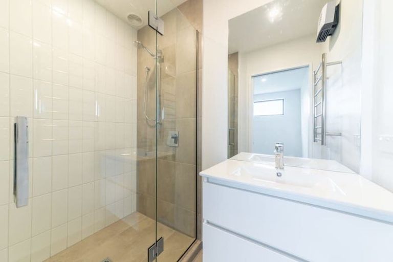 Photo of property in 206b Edgeware Road, Edgeware, Christchurch, 8013