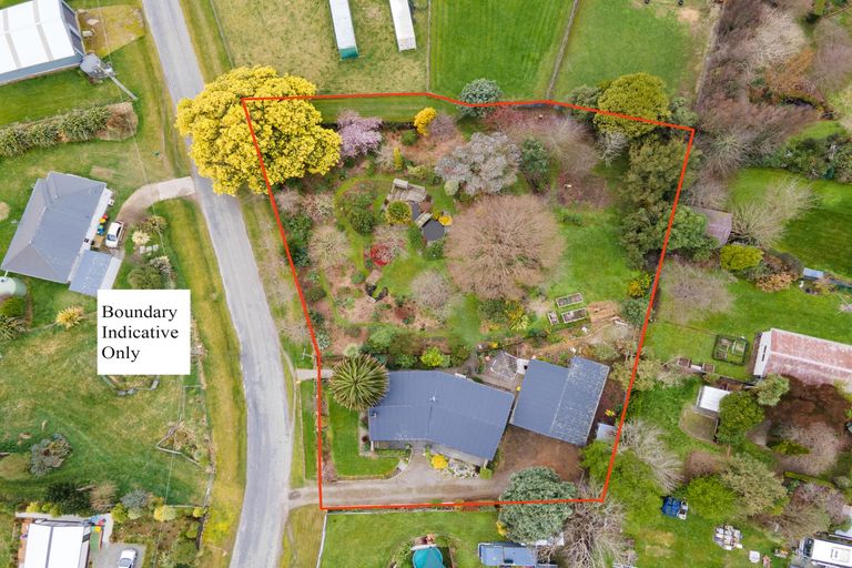 Photo of property in 14 Meehan Place, Makikihi, Timaru, 7971