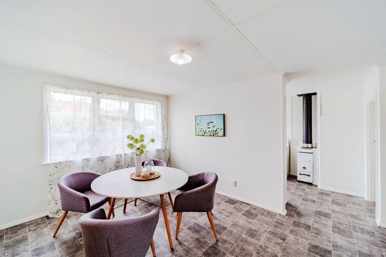 Photo of property in 12 Constable Crescent, Onekawa, Napier, 4110