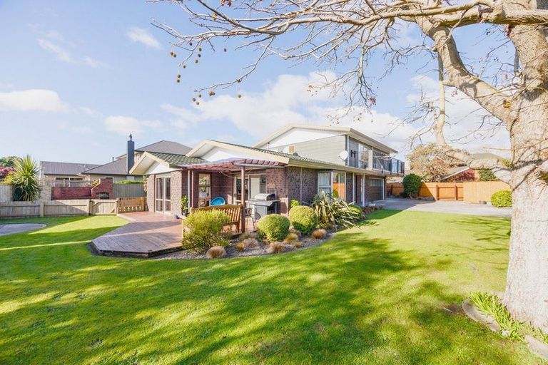Photo of property in 4 Gainsborough Grove, Highbury, Palmerston North, 4412