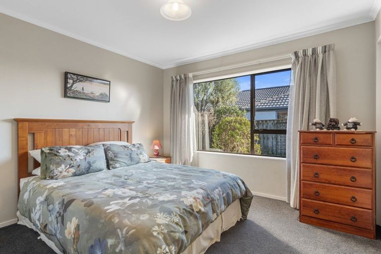 Photo of property in 17 Coleridge Place, Stoke, Nelson, 7011