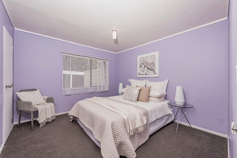 Photo of property in 2/109 Don Buck Road, Massey, Auckland, 0614