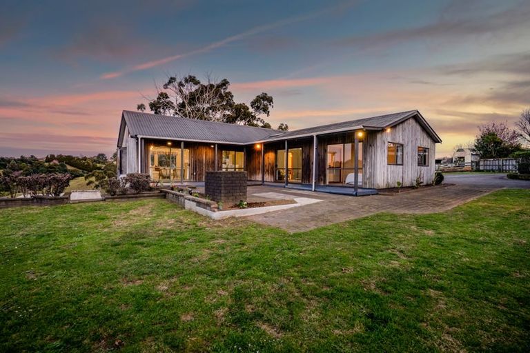 Photo of property in 159a Govett Avenue, Frankleigh Park, New Plymouth, 4310