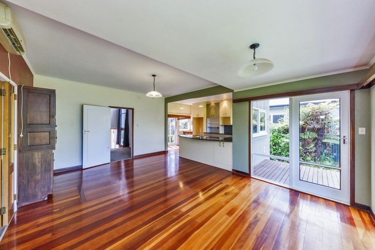 Photo of property in 19 Sheffield Street, Awapuni, Palmerston North, 4412