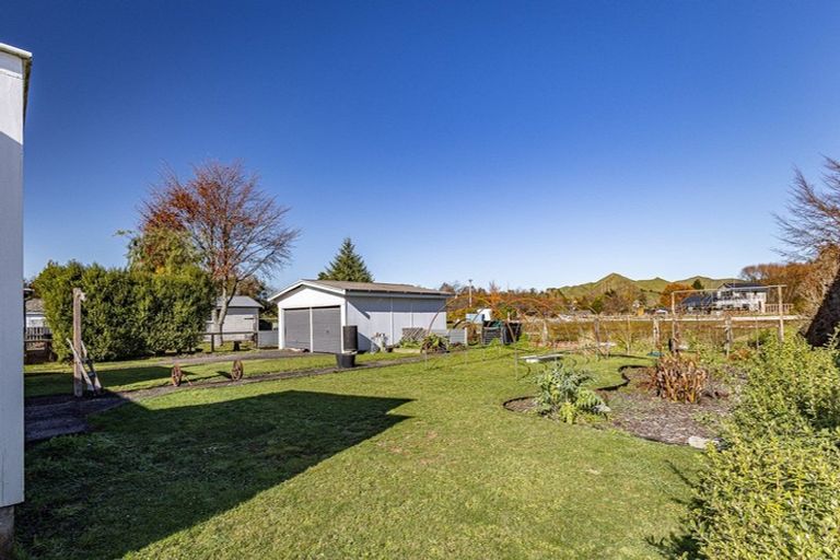 Photo of property in 44 Pitt Street, Raetihi, 4632