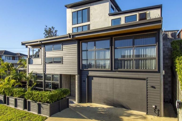 Photo of property in 1 Wells Avenue, Mount Maunganui, 3116
