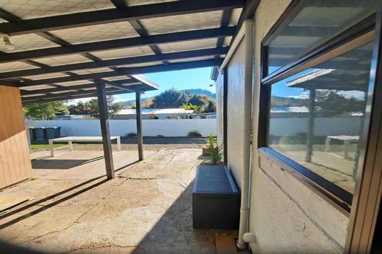 Photo of property in 7 Manse Street, Clinton, 9534