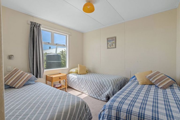 Photo of property in 7 Kent Avenue, Waitarere Beach, Levin, 5510
