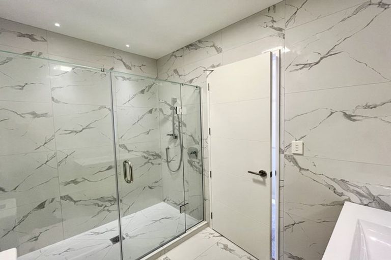 Photo of property in 29 Tieke Lane, Massey, Auckland, 0614
