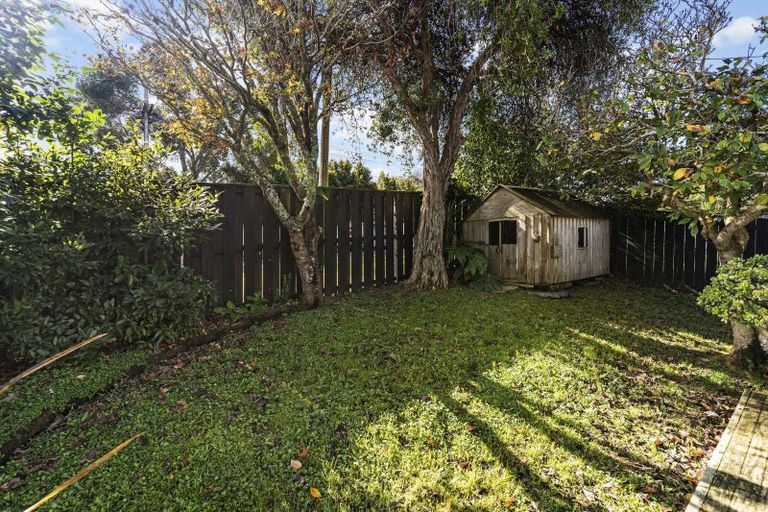 Photo of property in 26 Saffron Street, Birkdale, Auckland, 0626